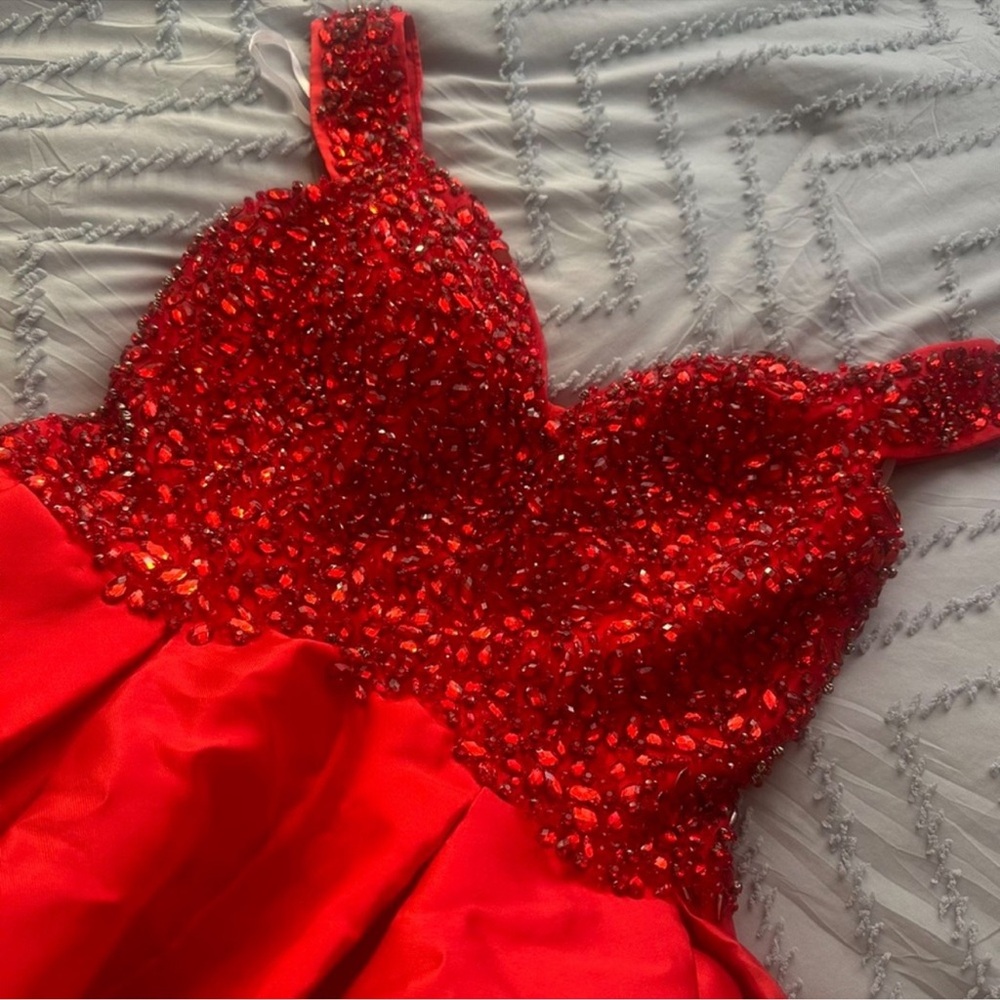 Mac Duggal Vibrant Red Gown
